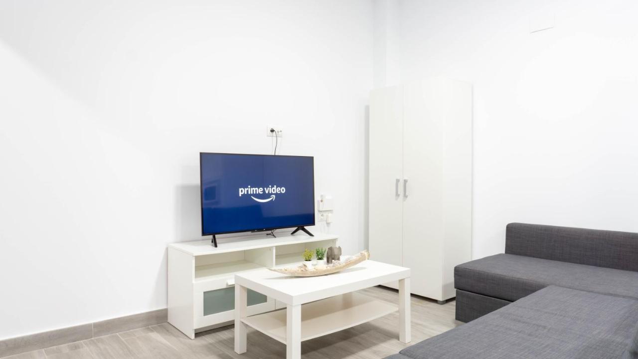 Apartamento La Paloma A Apartamento En マラガ エクステリア 写真